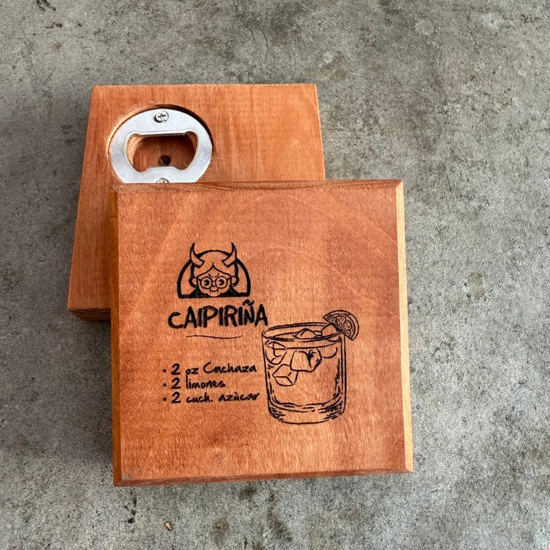 Posavasos de Roble con Destapador Estilo Cocktails